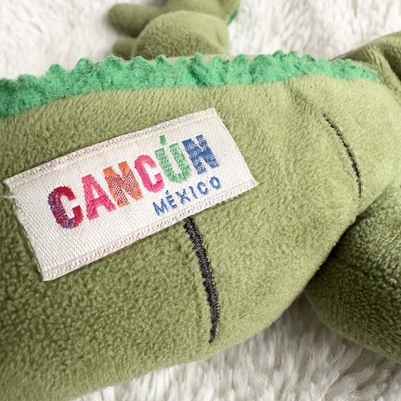 Cancun Mexico Green Iguana Lizard Souvenir 15” Long Plush Toy - Picture 3 of 7